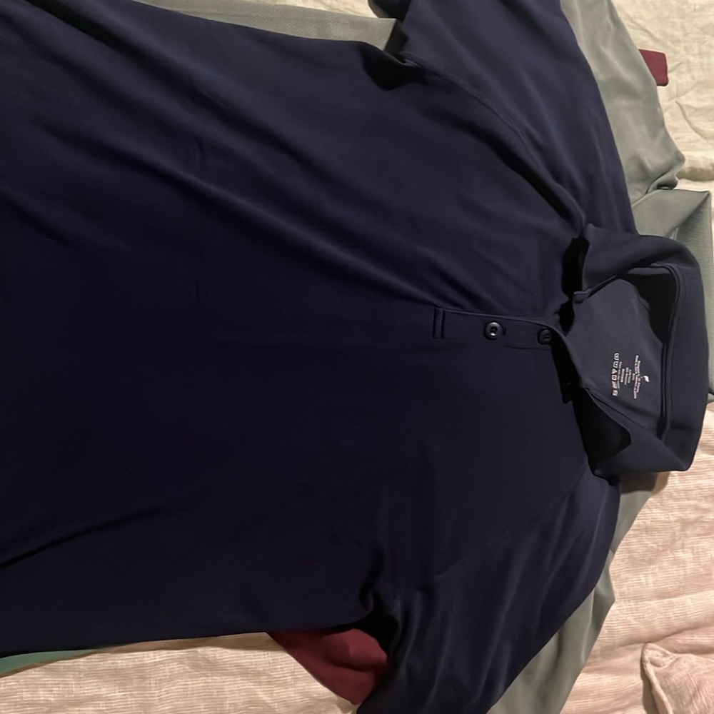 Large men’s Fabletics polo